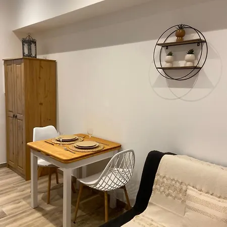 Du Vieux Apartment Poussan