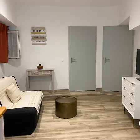 Du Vieux Apartment *